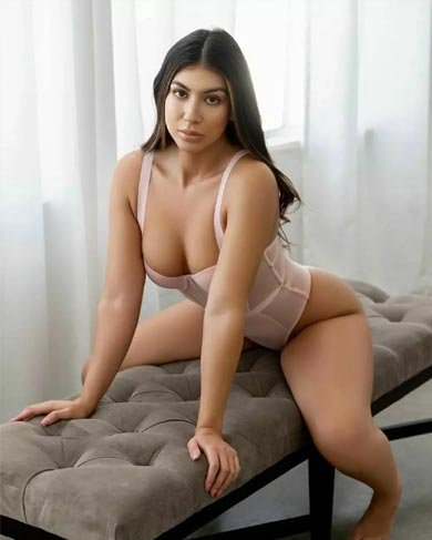 Call Girls service in Mumbai